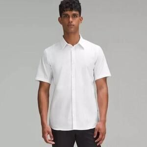 Lululemon Men’s Size XXL New Venture Short Sleeve Shirt WHT New with Tags